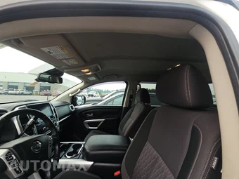 2020 Nissan TITAN SV Crew Cab Short Bed – miniatura 18
