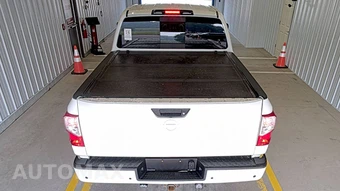 2020 Nissan TITAN SV Crew Cab Short Bed – miniatura 5