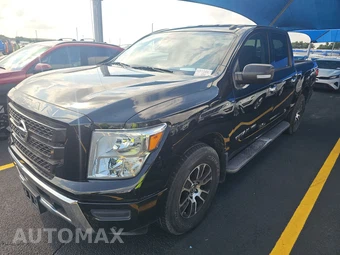 2020 Nissan TITAN SV Crew Cab Short Bed