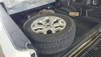 2020 Nissan TITAN XD SV Crew Cab Medium Bed - miniatura 19
