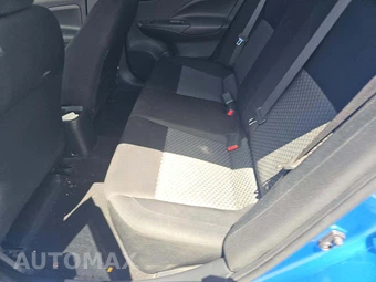 2020 Nissan Versa S – miniatura 13