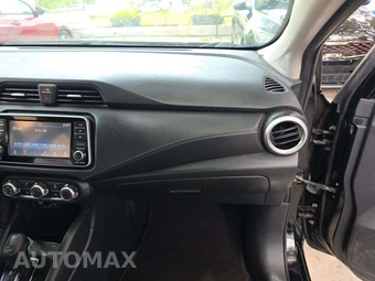 2020 Nissan Versa S - miniatura 19