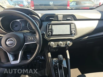 2020 Nissan Versa S – miniatura 11