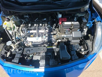 2020 Nissan Versa S – miniatura 15