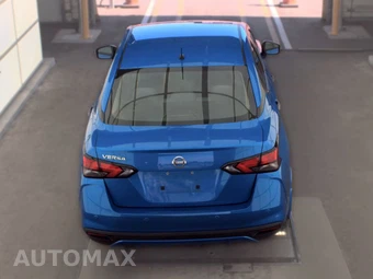 2020 Nissan Versa S – miniatura 5