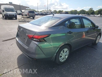 2020 Nissan Versa S - miniatura 4