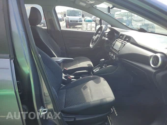 2020 Nissan Versa S - miniatura 8