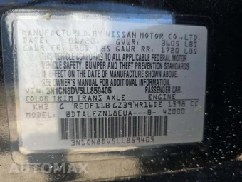 2020 Nissan Versa S – miniatura 5