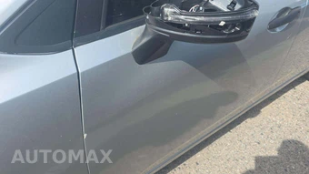 2020 Nissan Versa S – miniatura 23