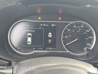 2020 Nissan Versa SR – miniatura 12