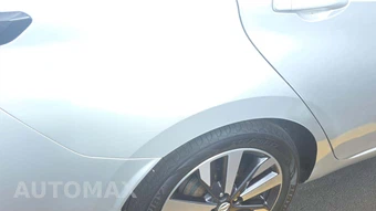 2020 Nissan Versa SR – miniatura 26