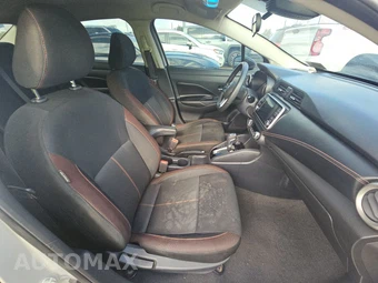 2020 Nissan Versa SR – miniatura 8