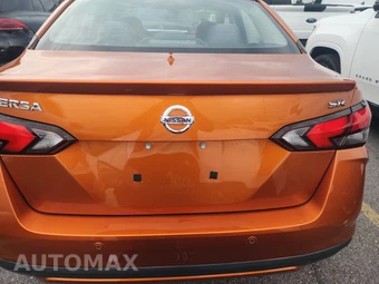 2020 Nissan Versa SR – miniatura 16
