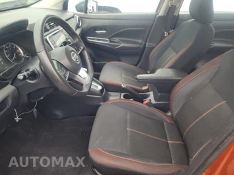 2020 Nissan Versa SR – miniatura 7