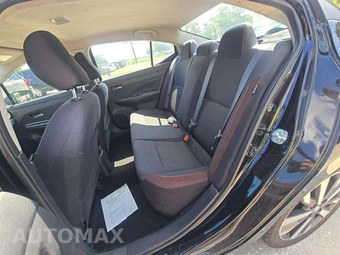 2020 Nissan Versa SR – miniatura 10