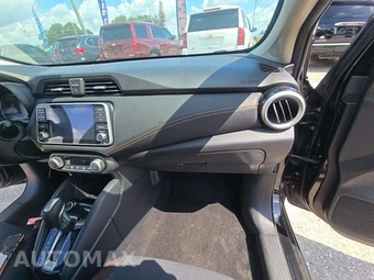 2020 Nissan Versa SR – miniatura 16