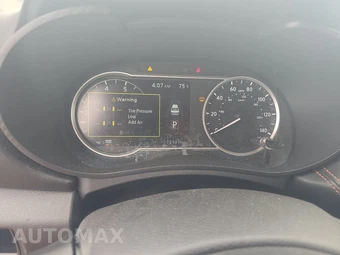 2020 Nissan Versa SR – miniatura 12