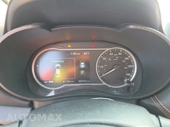 2020 Nissan Versa SR – miniatura 12