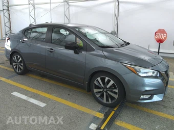 2020 Nissan Versa SR – miniatura 3