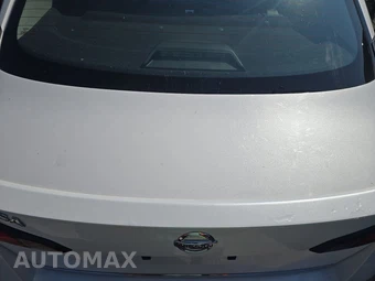 2020 Nissan Versa SR – miniatura 16