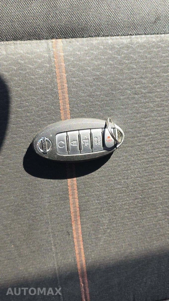 2020 Nissan Versa SR – miniatura 19