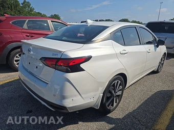 2020 Nissan Versa SR – miniatura 4