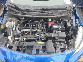 2020 Nissan Versa SV – miniatura 15