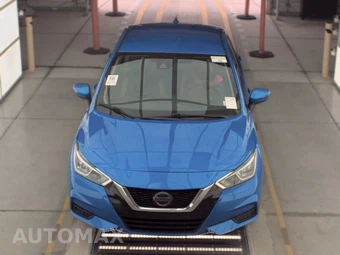 2020 Nissan Versa SV – miniatura 2