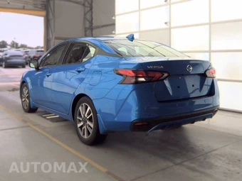 2020 Nissan Versa SV – miniatura 6
