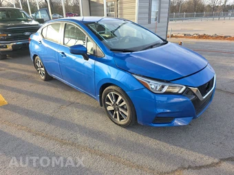 2020 Nissan Versa SV – miniatura 3