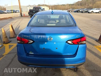 2020 Nissan Versa SV – miniatura 5