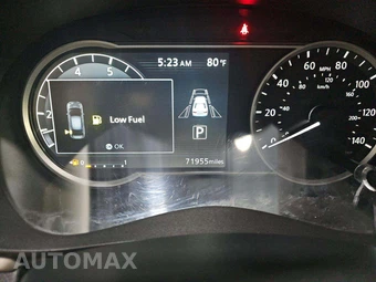 2020 Nissan Versa SV – miniatura 9
