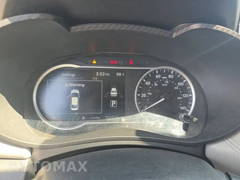2020 Nissan Versa SV – miniatura 12
