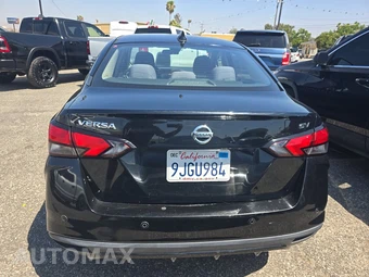 2020 Nissan Versa SV – miniatura 5