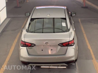 2020 Nissan Versa SV - miniatura 5