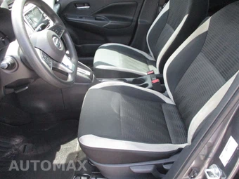 2020 Nissan Versa SV - miniatura 11