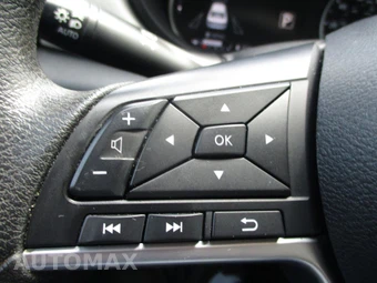 2020 Nissan Versa SV - miniatura 20