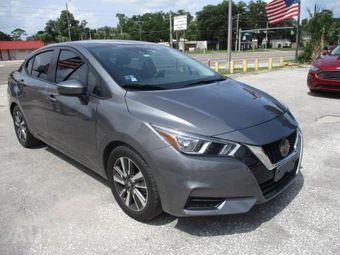 2020 Nissan Versa SV - miniatura 4