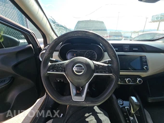 2020 Nissan Versa SV - miniatura 11