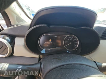 2020 Nissan Versa SV - miniatura 12