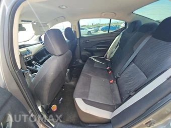 2020 Nissan Versa SV - miniatura 13
