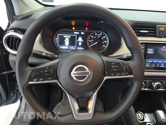 2020 Nissan Versa SV - miniatura 10