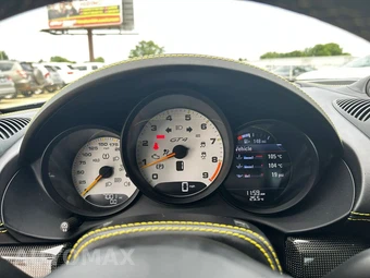 2020 Porsche 718 Cayman GT4 – miniatura 28