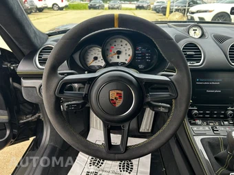 2020 Porsche 718 Cayman GT4 – miniatura 31
