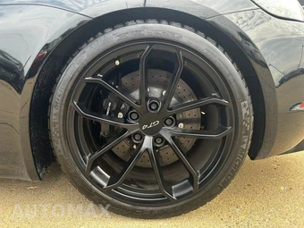 2020 Porsche 718 Cayman GT4 – miniatura 46