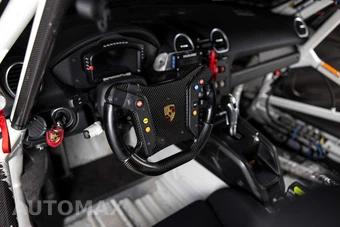 2020 Porsche 718 Cayman GT4 - miniatura 34