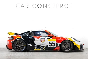 2020 Porsche 718 Cayman GT4 - miniatura 4