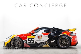 2020 Porsche 718 Cayman GT4 - miniatura 8