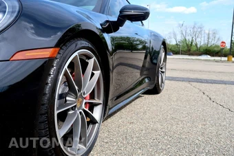 2020 Porsche 911 Carrera 4S (992) – miniatura 12