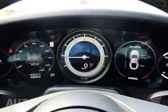 2020 Porsche 911 Carrera 4S (992) – miniatura 40